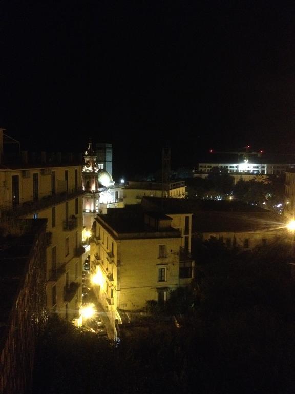 Apartment Fronte Al Porto Salerno