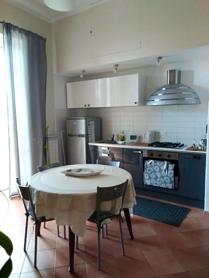 Fronte Al Porto Apartment Salerno